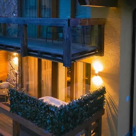 Jasna Wellness Saskia Jacuzzi & Sauna *