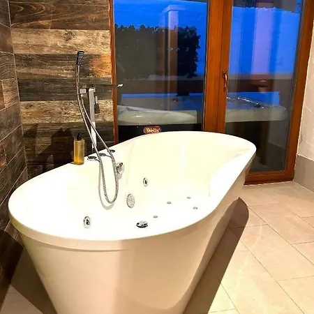 Appartement Jasna Wellness Saskia Jacuzzi & Sauna *