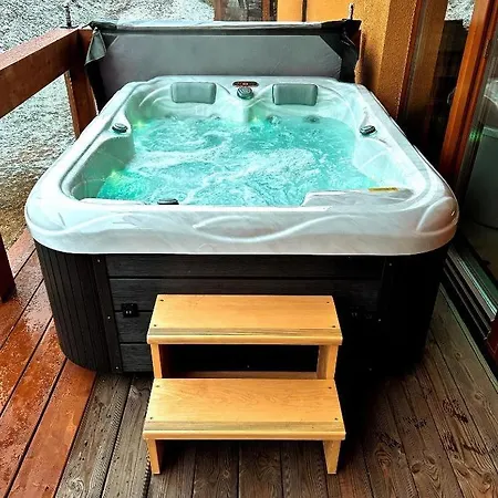 Jasna Wellness Saskia Jacuzzi & Sauna *