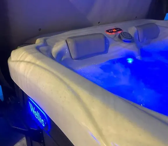 Jasna Wellness Saskia Jacuzzi & Sauna Apartment